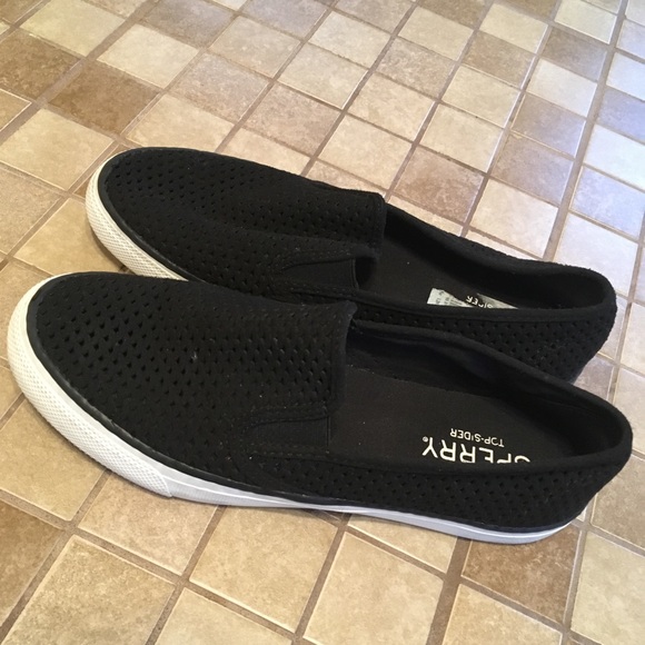 Sperry Shoes - Black Sperry Slides!
